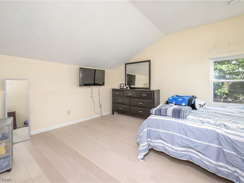 128 E Central Ave, Ravenna, OH 44266 Photo 10