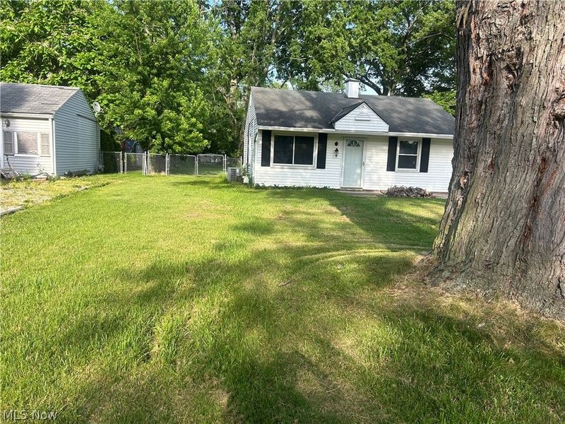 4897 Belle Meadow Road , Mentor, OH 44060 Photo 3