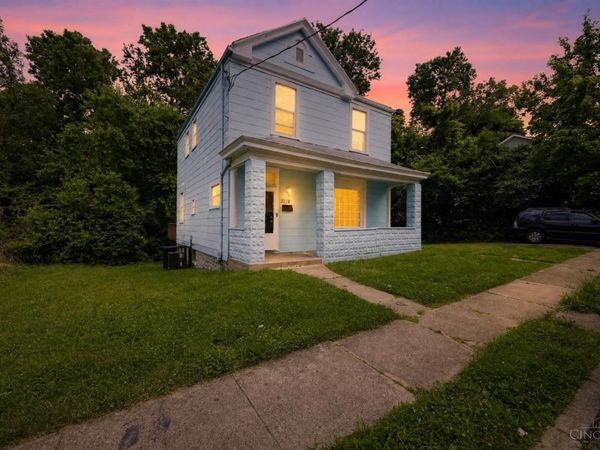 3118 Sunshine Avenue, Cincinnati, OH 45211