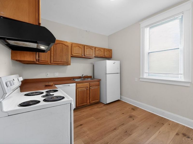 3118 Sunshine Avenue, Cincinnati, OH 45211 Photo 13