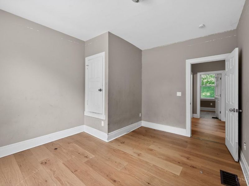3118 Sunshine Avenue, Cincinnati, OH 45211 Photo 30