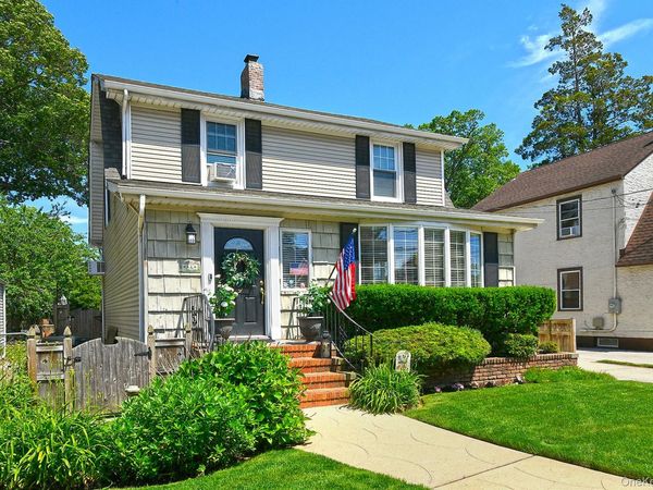 46 Christabel Street , Lynbrook, NY 11563