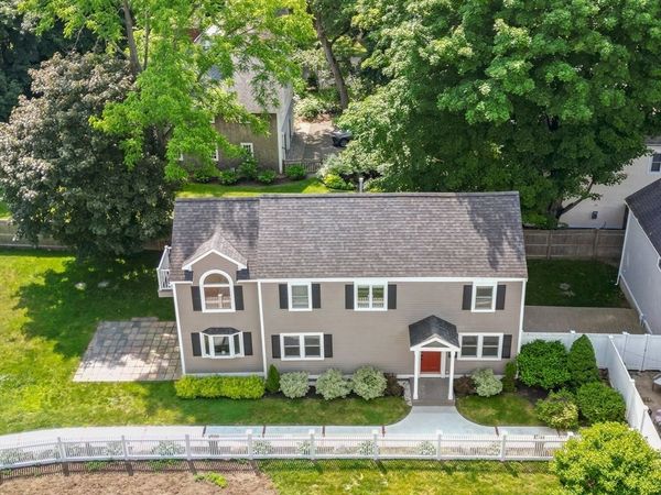3 Summer St, Unit 2, Topsfield, MA 01983