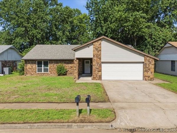 1200 S 28th Street , Broken Arrow, OK 74014