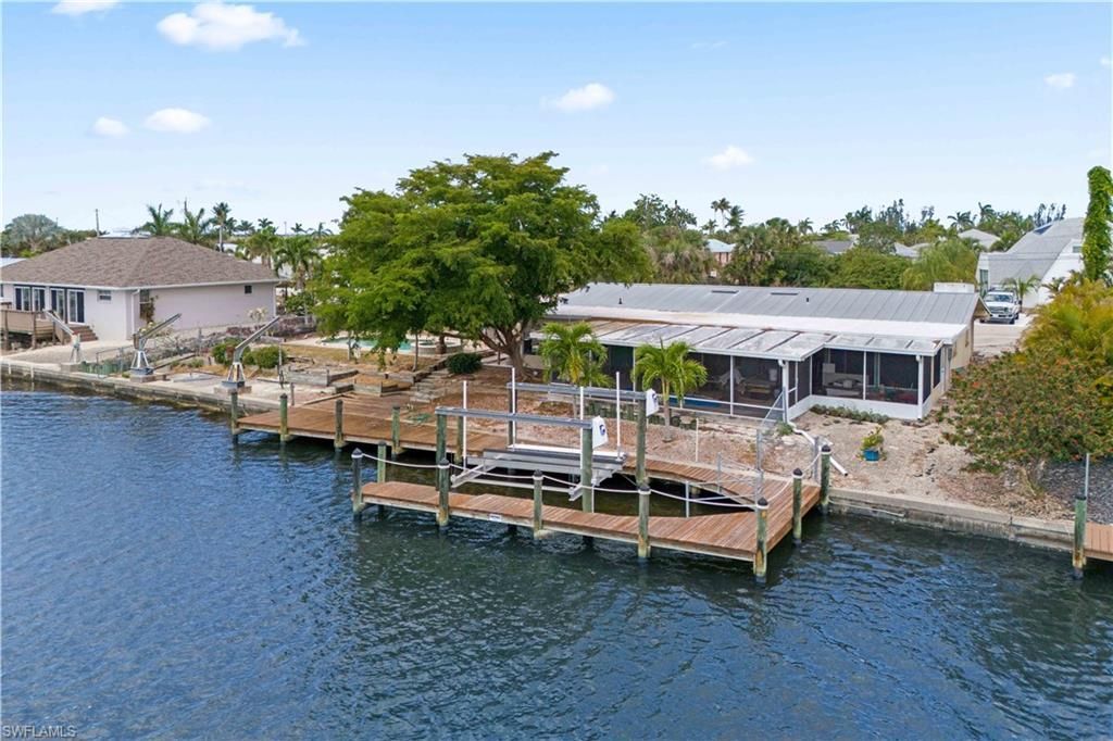 12206 Boat Shell Dr , Matlacha Isles, FL 33991 Photo