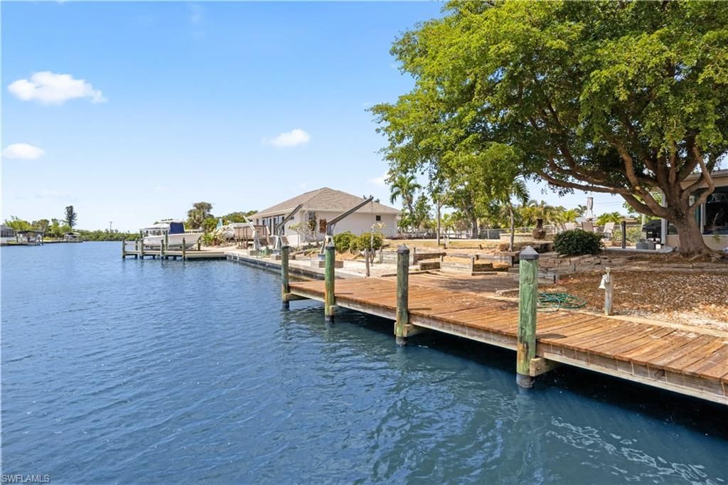 12206 Boat Shell Dr , Matlacha Isles, FL 33991 Photo