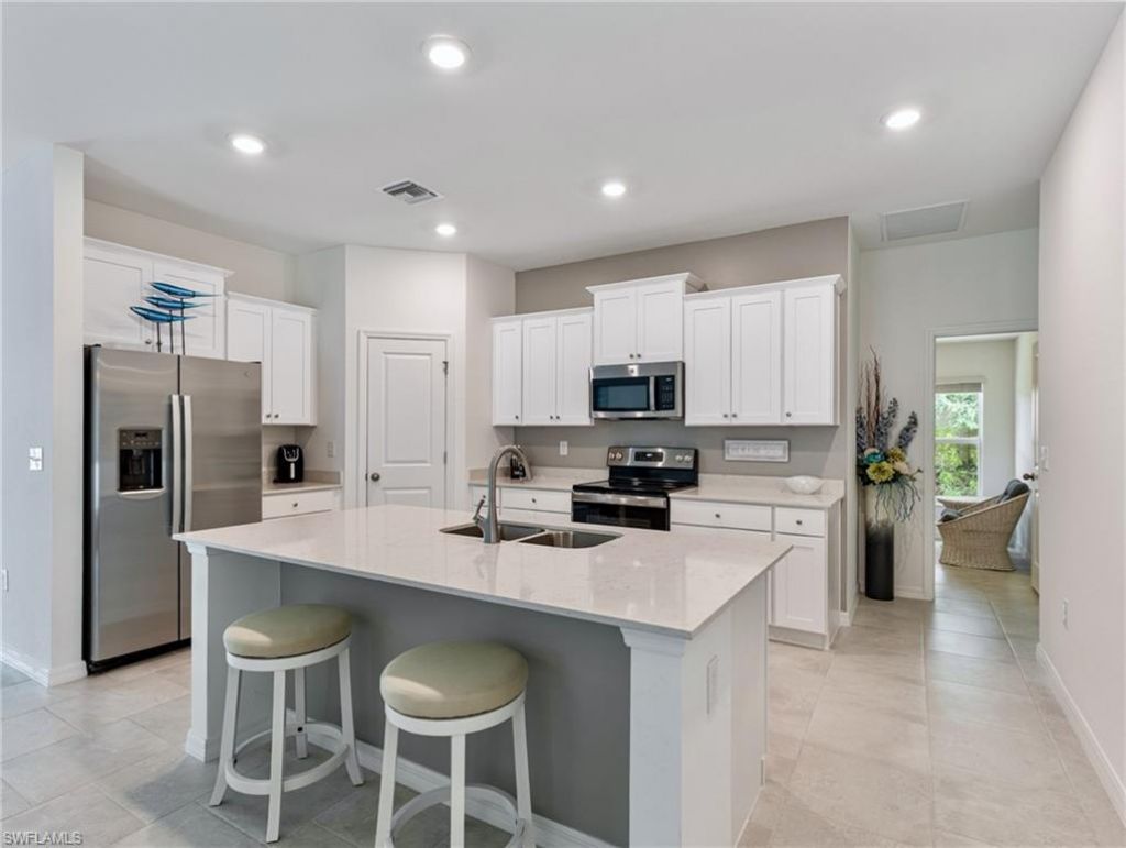 3801 Treasure Oak Way , Fort Myers, FL 33905 Photo