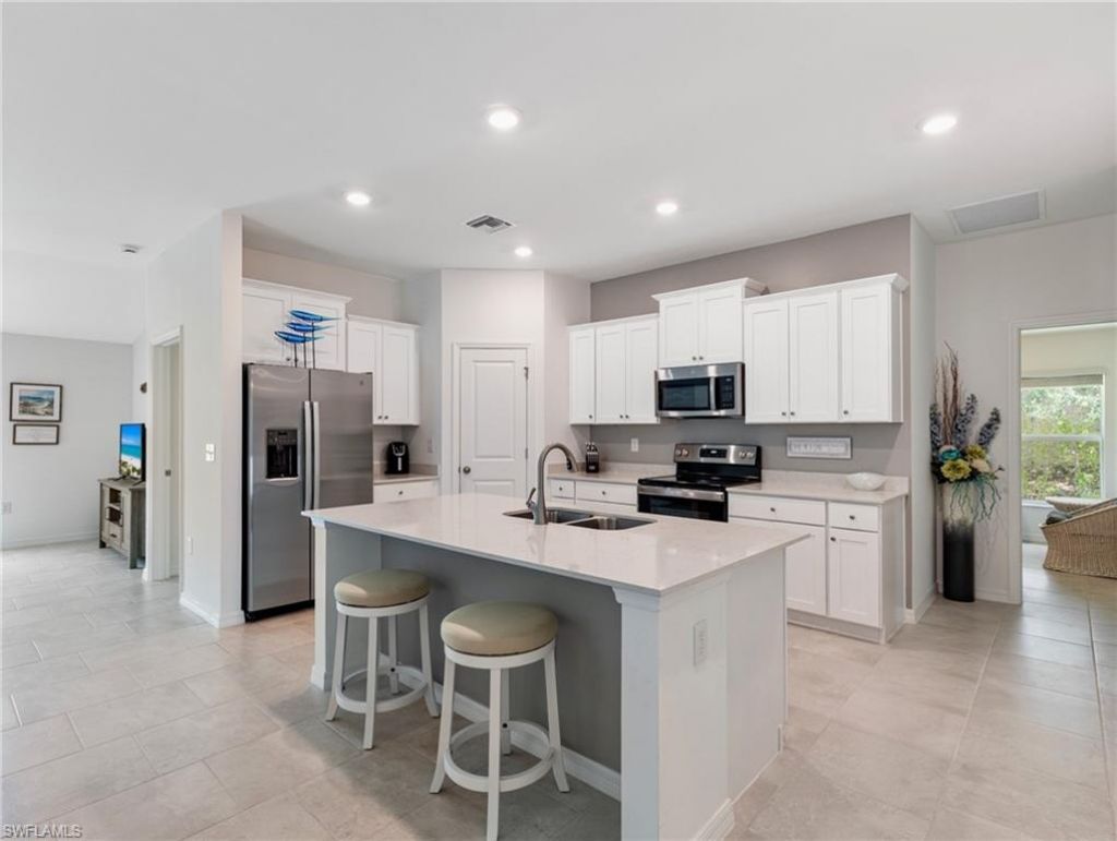 3801 Treasure Oak Way , Fort Myers, FL 33905 Photo