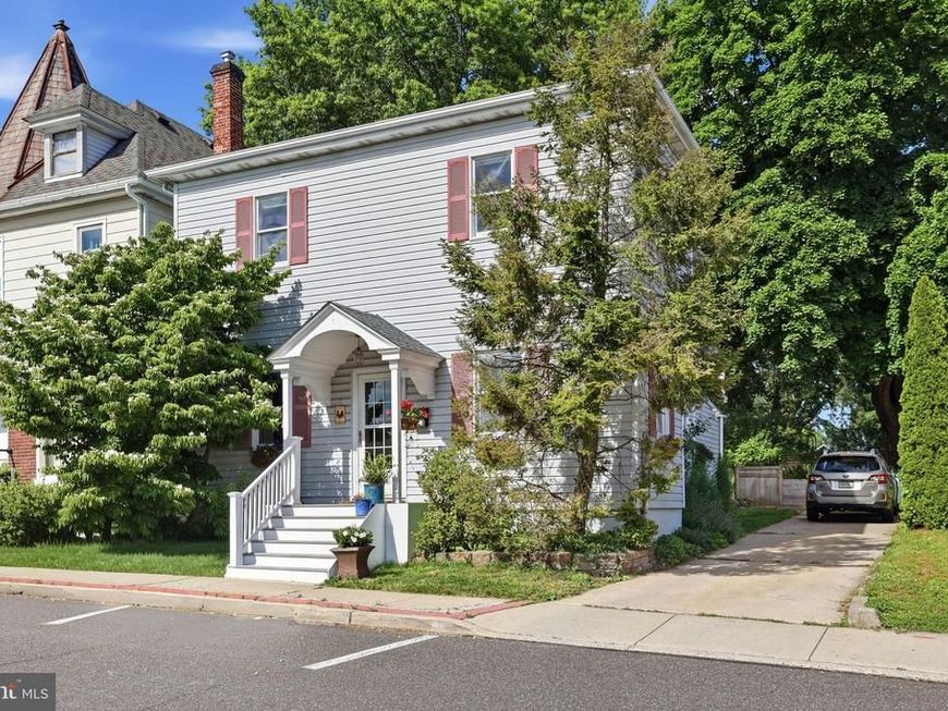 509 W Walnut Street , Perkasie, PA 18944 Main Photo