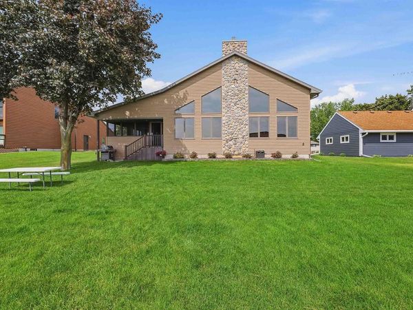 6322 BLACK WOLF POINT ROAD, Oshkosh, WI 54902