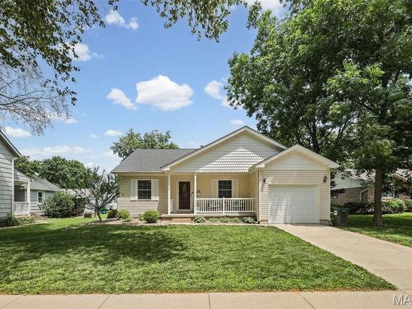 233 N 1st Street , Breese, IL 62230