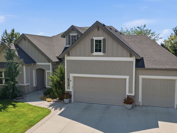 6779 N Pira Avenue, Meridian, ID 83646