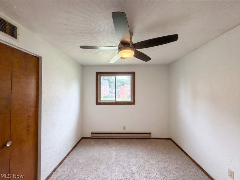 1015 Kingsway Drive , Lorain, OH 44052 Photo 17