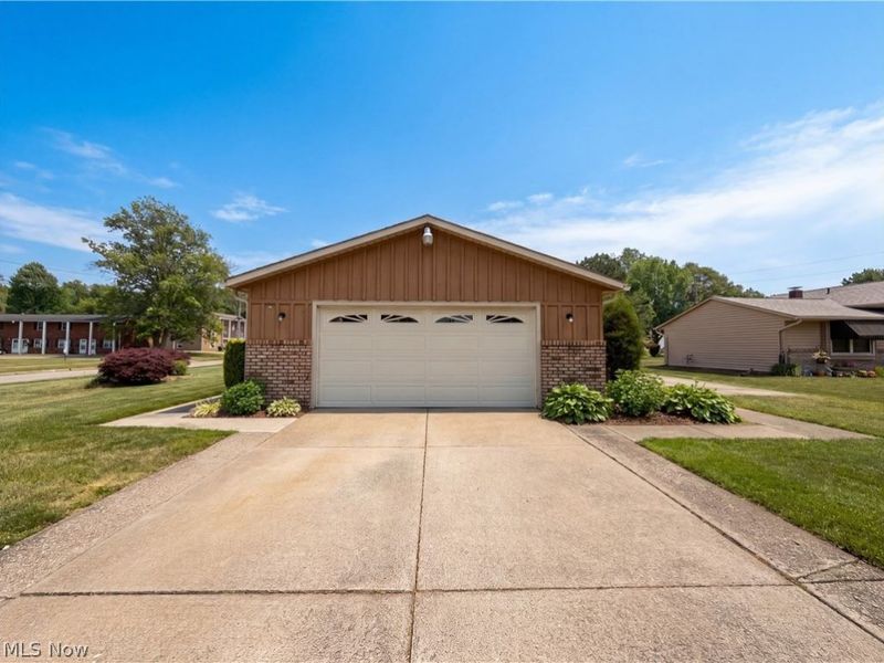 1015 Kingsway Drive , Lorain, OH 44052 Photo 22