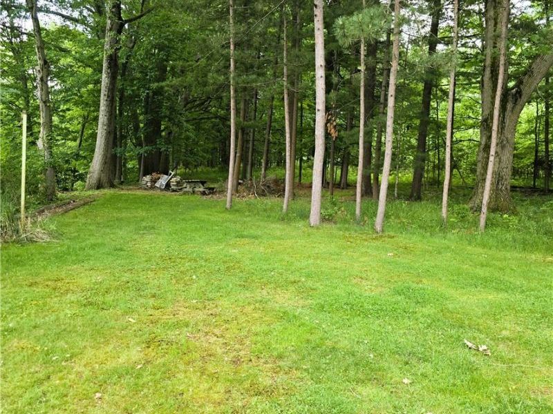 7667 S Eastland Road , Middleburg Heights, OH 44017 Photo 22