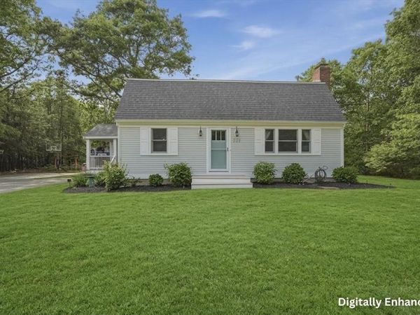 223 Plum Hollow Rd, Falmouth, MA 02536