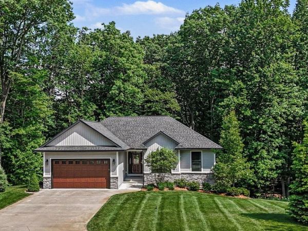 5451 Breckenridge Drive, Ludington, MI 49431
