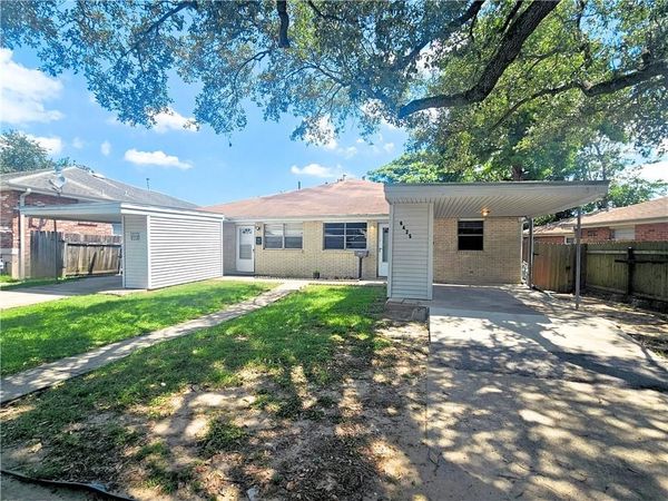 6425 27 PARK MANOR Drive, Metairie, LA 70003