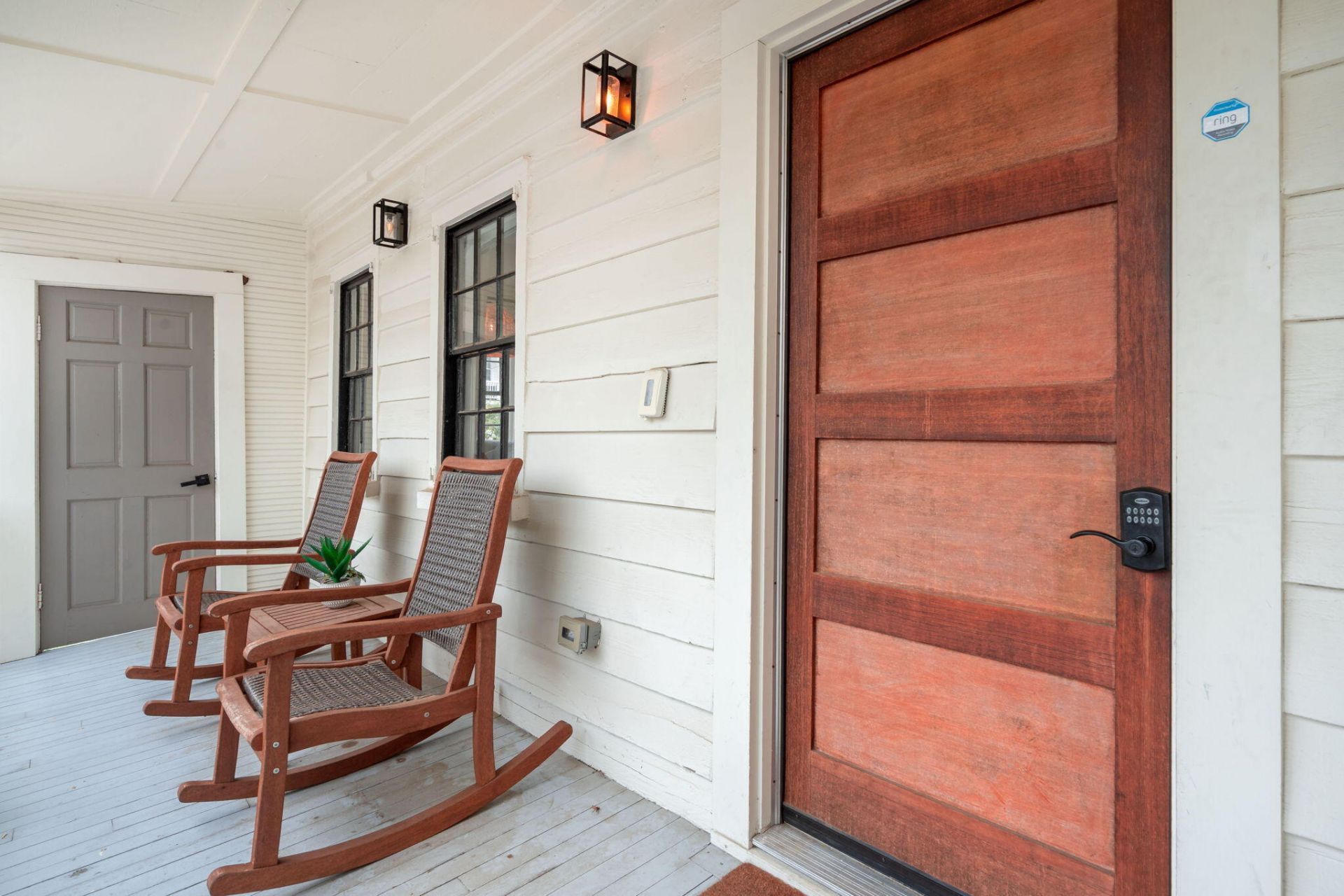 403 Sumter Street Photo 6