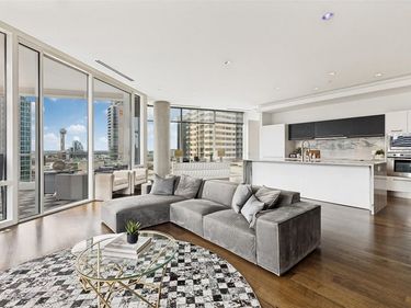 2408 Victory Park Lane, Unit 1035, Dallas, TX 75219