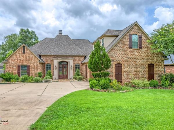 1914 Highpoint Place , Haughton, LA 71037