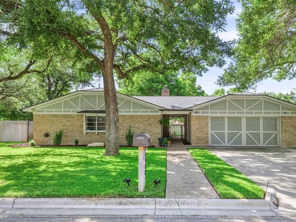 2402 Bonita Street, Brownwood, TX 76801