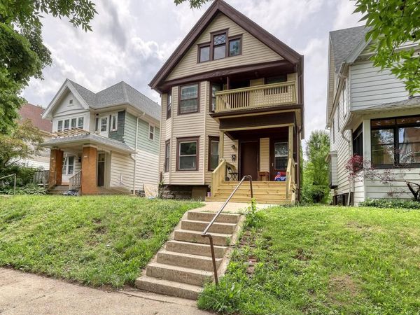 1435 N 48th STREET, Unit 1437, Milwaukee, WI 53208