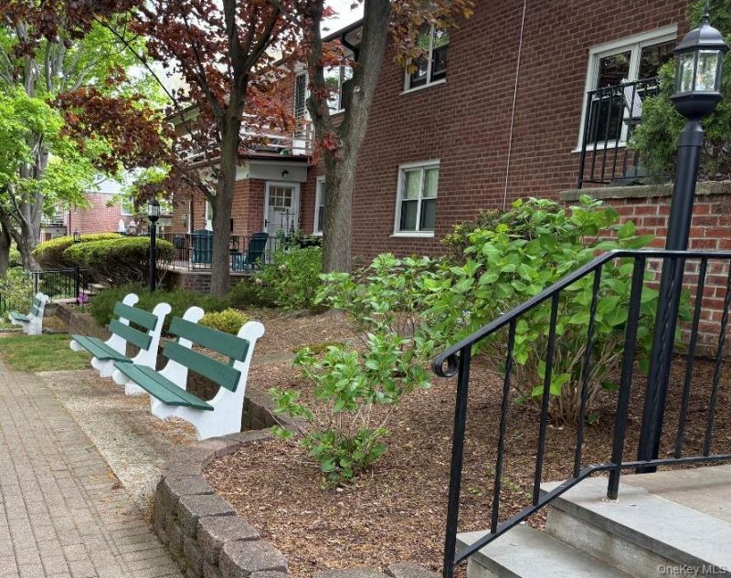 193 S Buckhout Street , Unit 193, Irvington, NY 10533 Main Photo