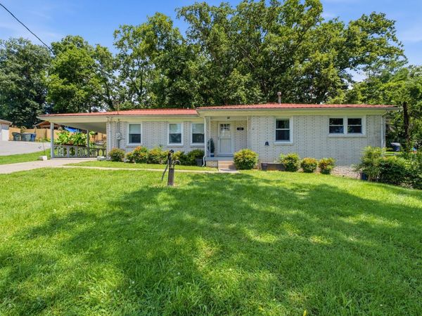 126 Wayne St, Gallatin, TN 37066