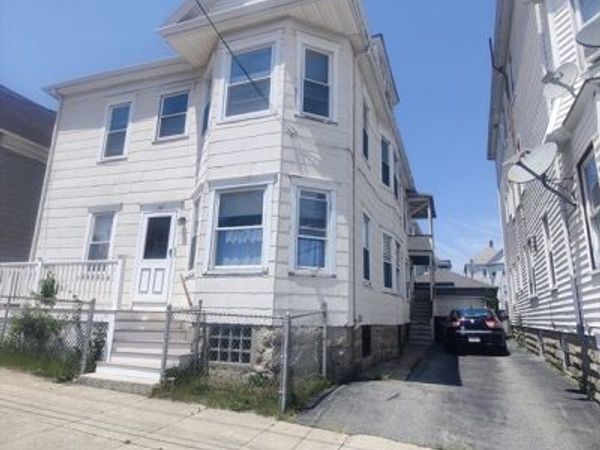 187 Earle St, New Bedford, MA 02746