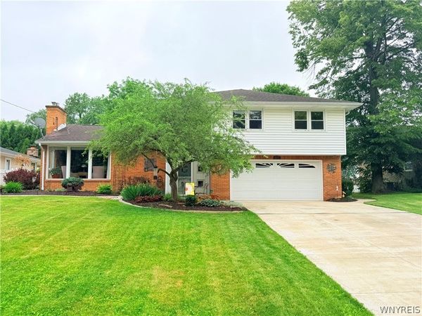 4573 Marie Drive, Hamburg, NY 14075