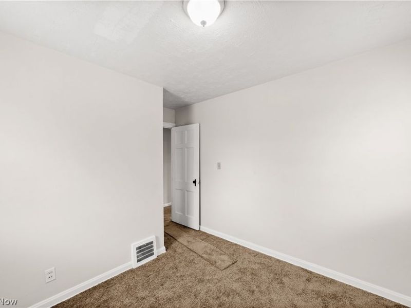11813 Willard Avenue , Garfield Heights, OH 44125 Photo 14