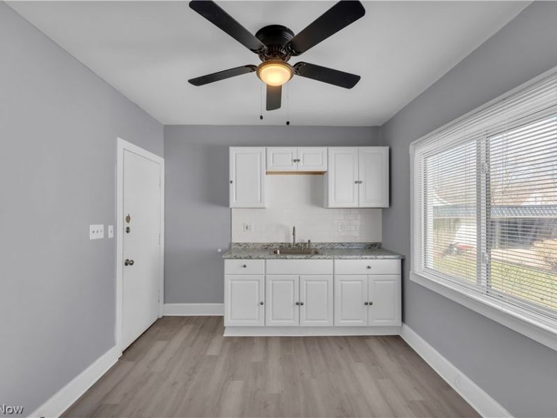 10613 Sandusky Avenue , Unit A, Cleveland, OH 44105 Photo 10