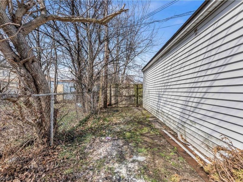 10613 Sandusky Avenue , Unit A, Cleveland, OH 44105 Photo 24