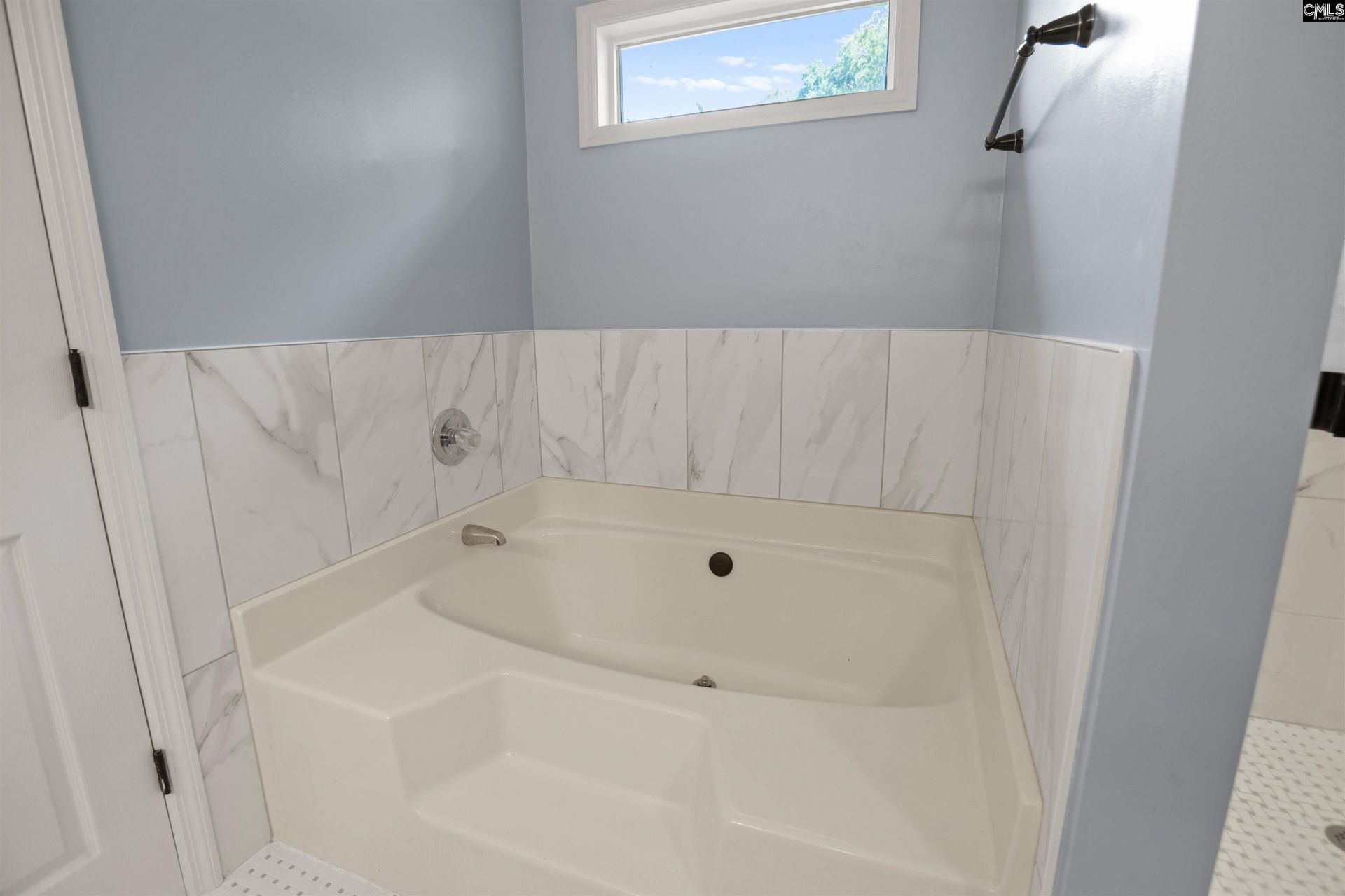 312 River Crossing Court  Photo 13