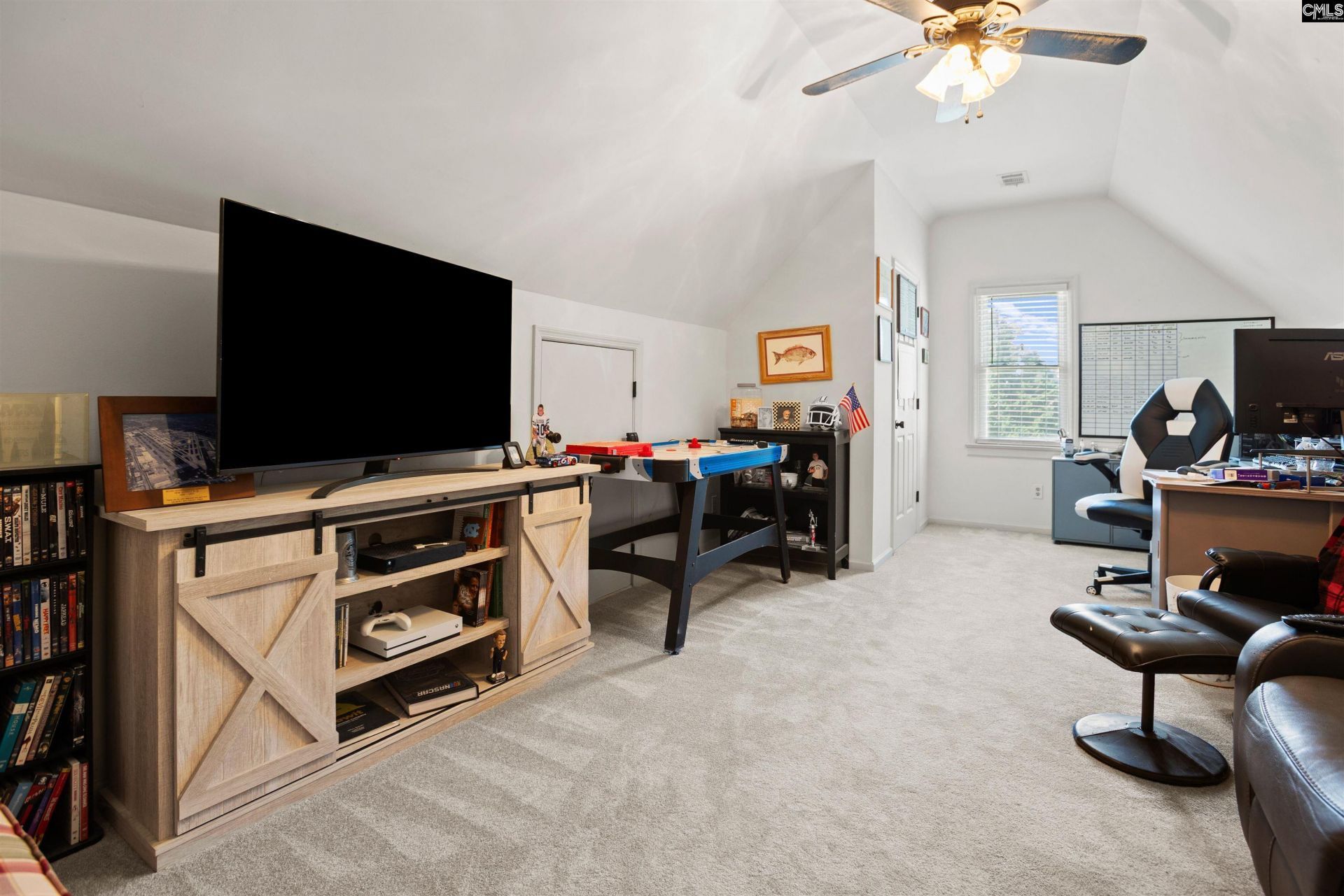 312 River Crossing Court  Photo 17