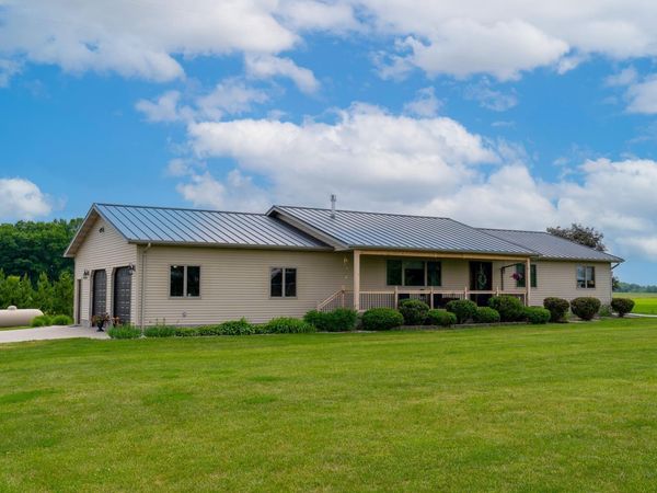 4597 Baseline Road W, Mt Pleasant, MI 48858