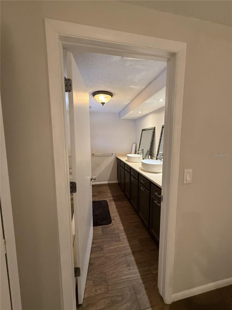 907 Fruitland Avenue, Bradenton, FL 34207 Photo