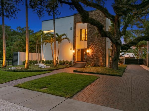 2515 W SHELL POINT ROAD, TAMPA, FL 33611