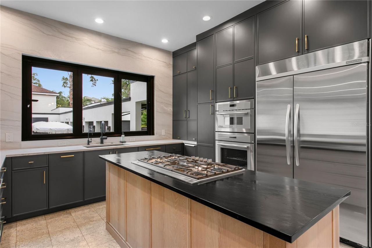 2515 W Shell Point Road, Tampa, FL 33611 Photo