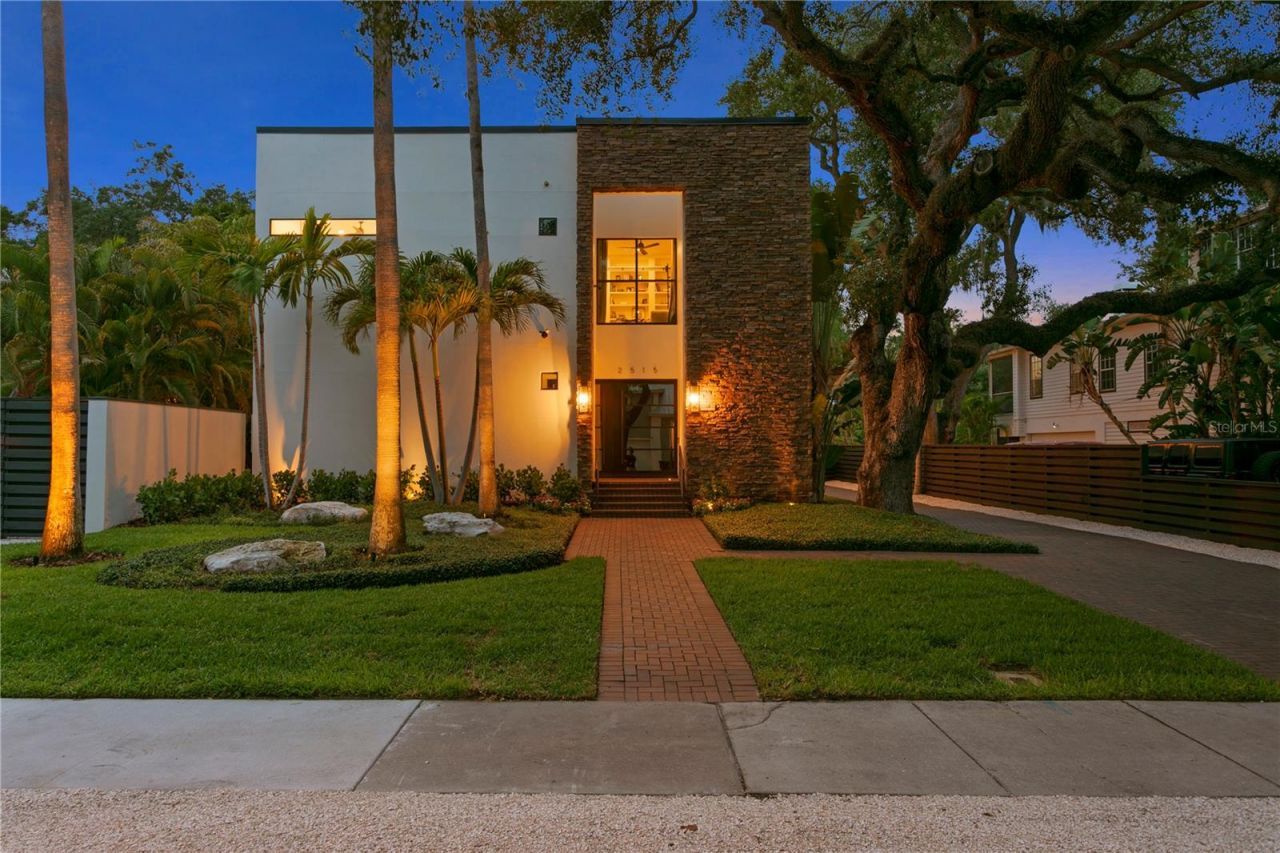 2515 W Shell Point Road, Tampa, FL 33611 Photo