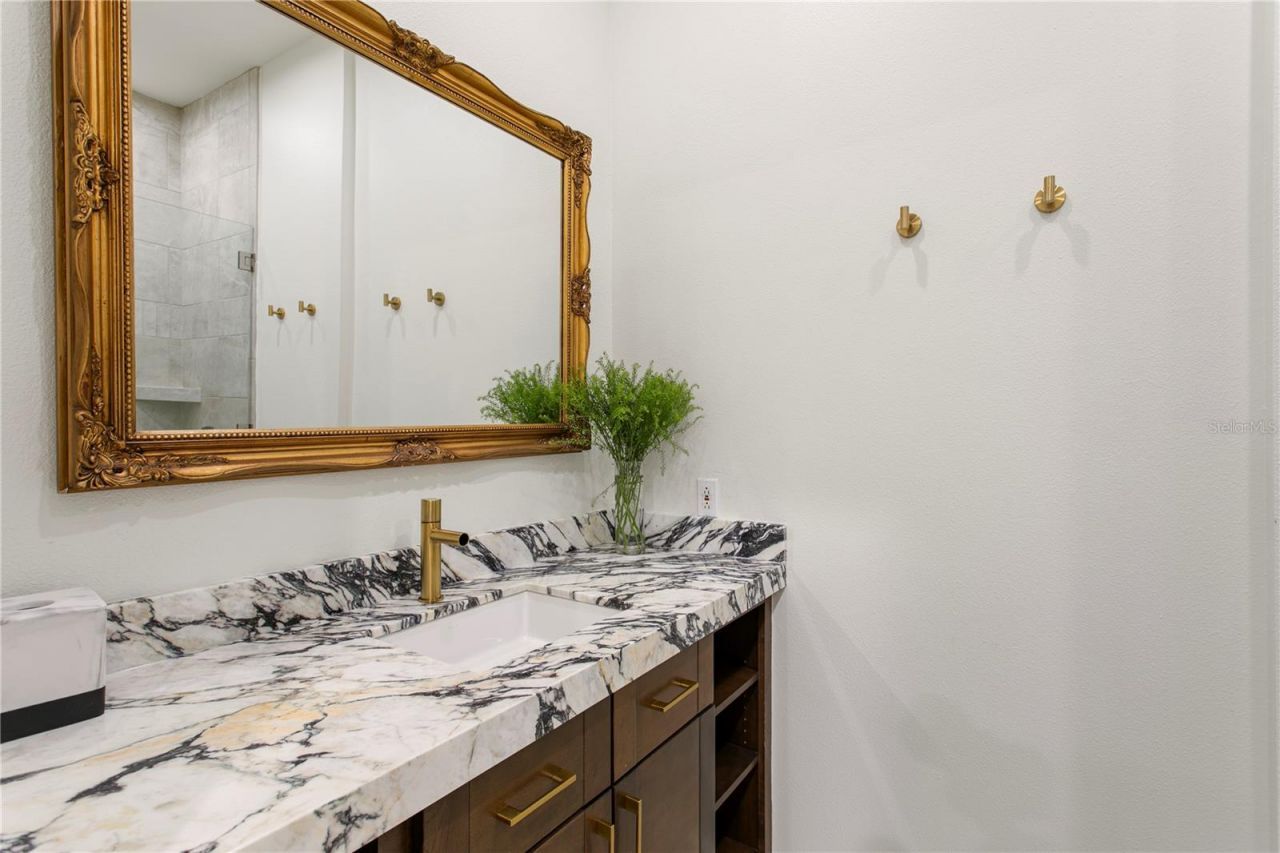 2515 W Shell Point Road, Tampa, FL 33611 Photo