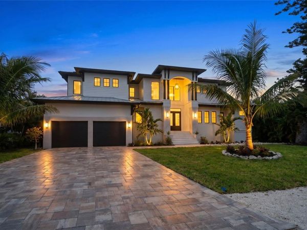 626 BUTTONWOOD DRIVE , LONGBOAT KEY, FL 34228