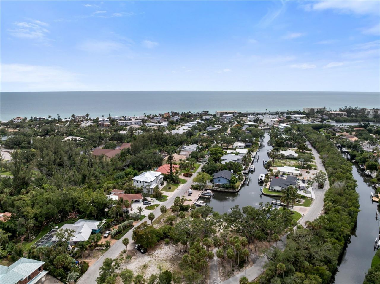 626 Buttonwood Drive, Longboat Key, FL 34228 Photo