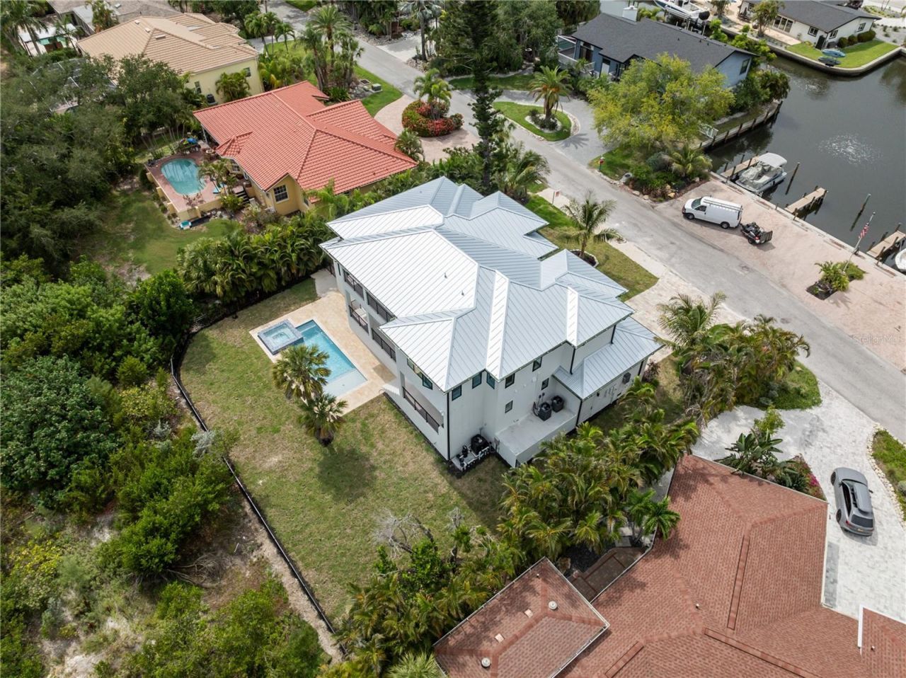 626 Buttonwood Drive, Longboat Key, FL 34228 Photo