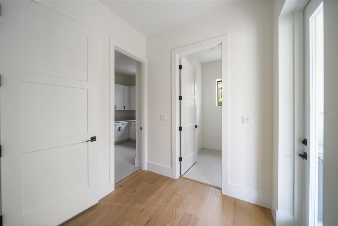 626 Buttonwood Drive, Longboat Key, FL 34228 Photo