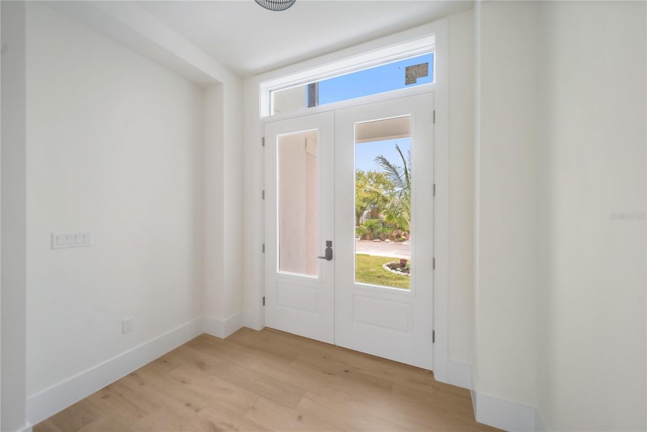 626 Buttonwood Drive, Longboat Key, FL 34228 Photo