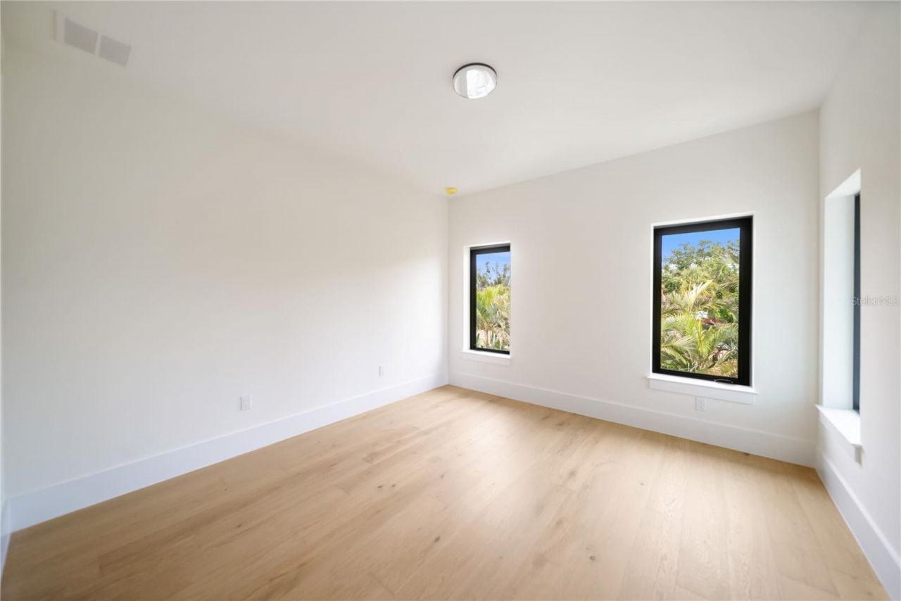 626 Buttonwood Drive, Longboat Key, FL 34228 Photo