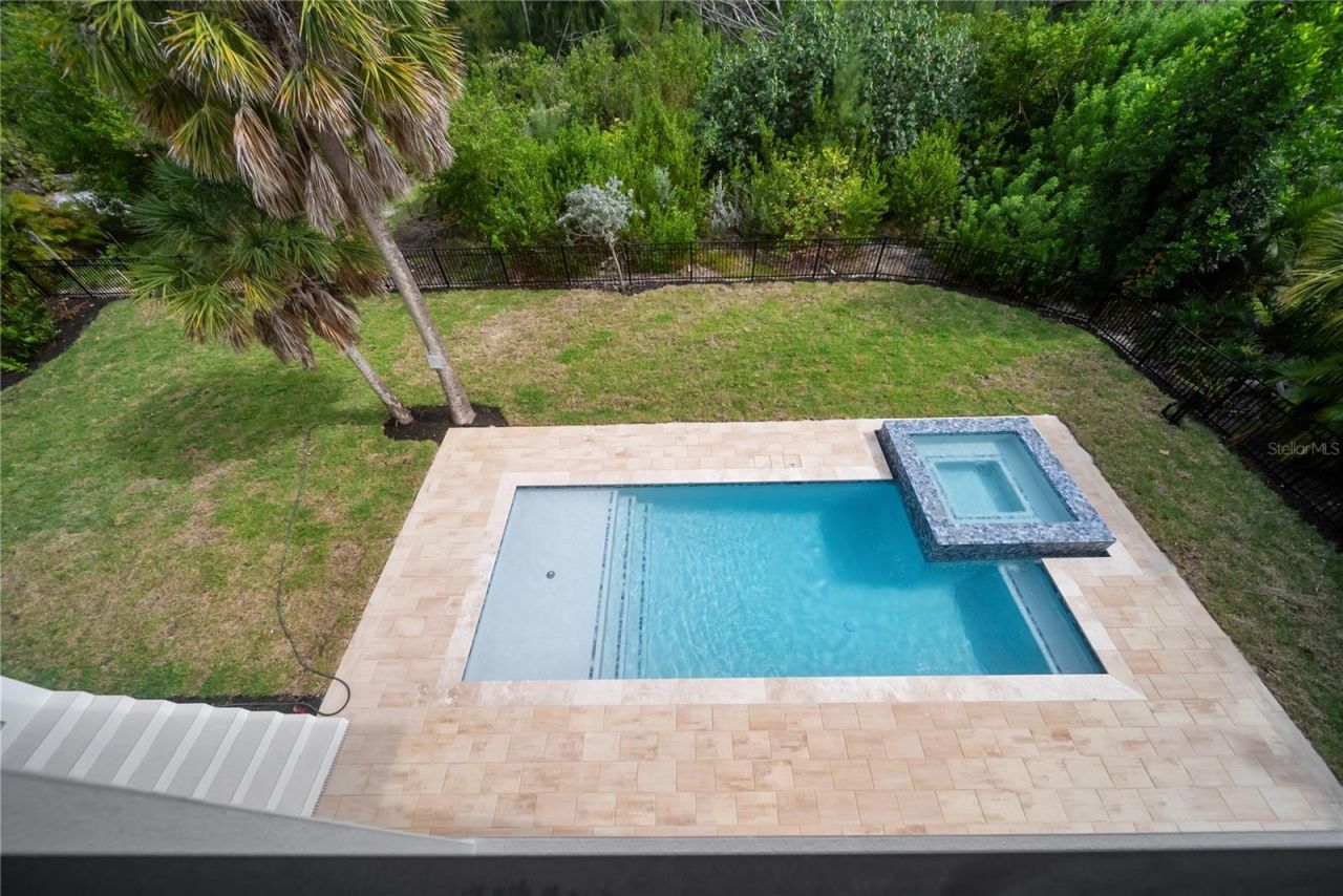 626 Buttonwood Drive, Longboat Key, FL 34228 Photo