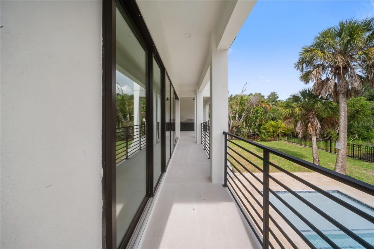 626 Buttonwood Drive, Longboat Key, FL 34228 Photo